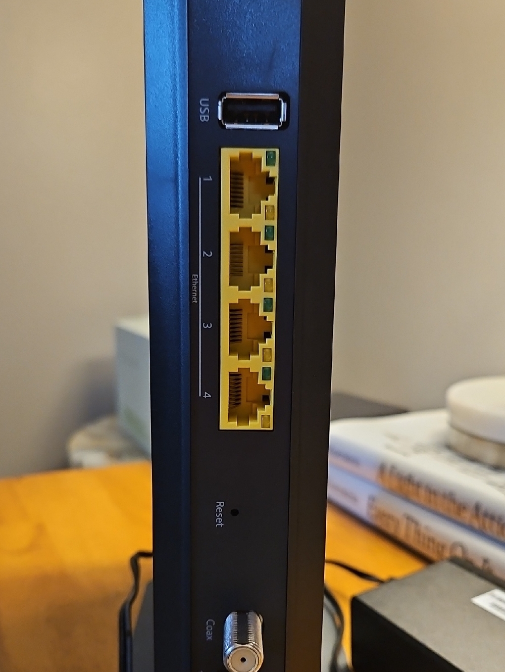 Netgear Router - Picture 3 of 3